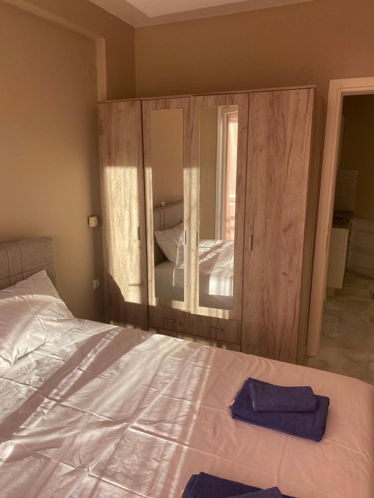 Apartman Mirjana Paralia Katerinis Bagian luar foto